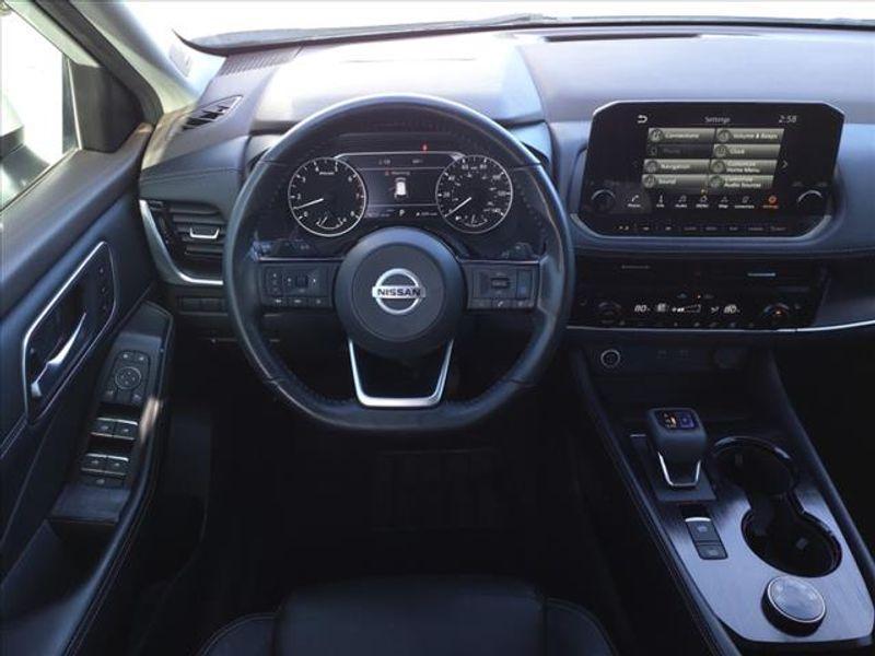 used 2021 Nissan Rogue car, priced at $27,552