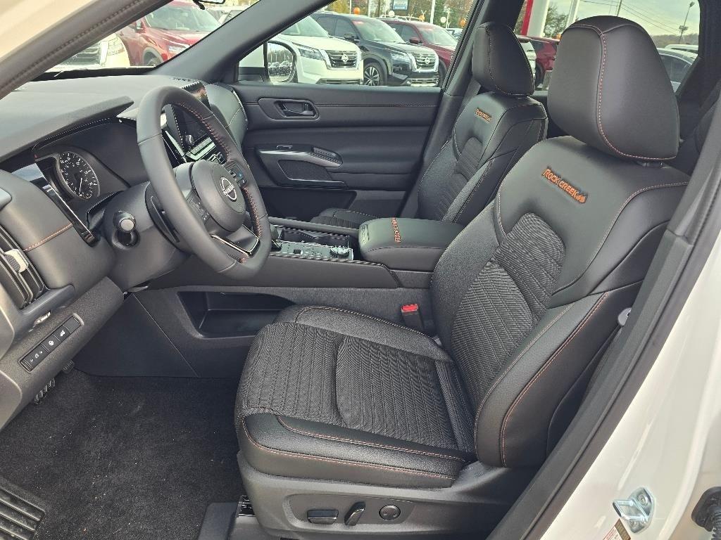new 2025 Nissan Pathfinder car, priced at $43,338