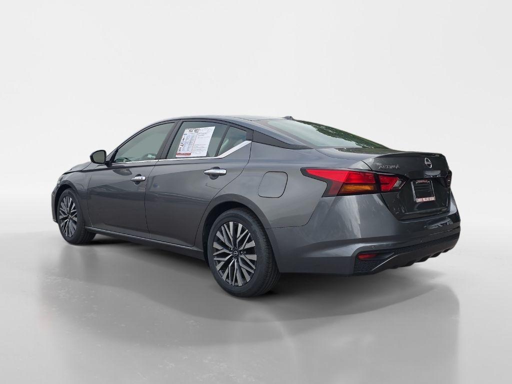 used 2023 Nissan Altima car, priced at $20,699