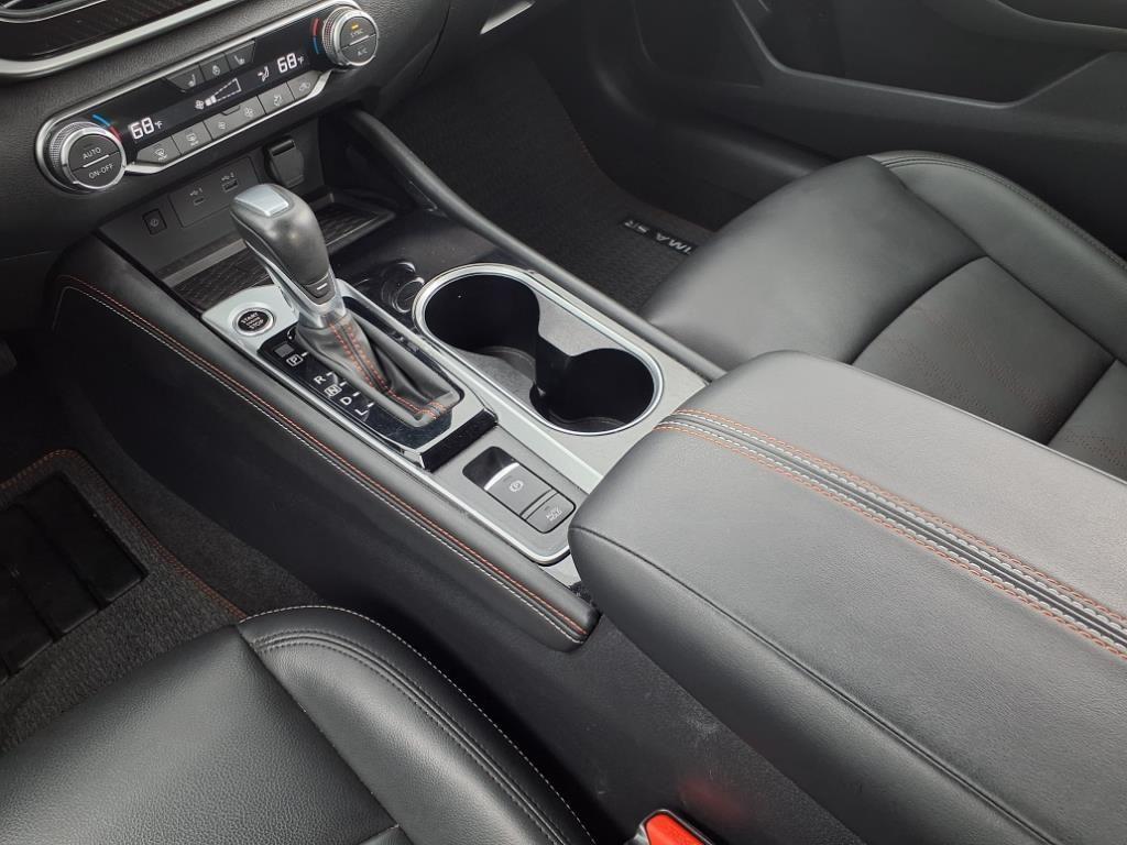 used 2024 Nissan Altima car, priced at $27,886