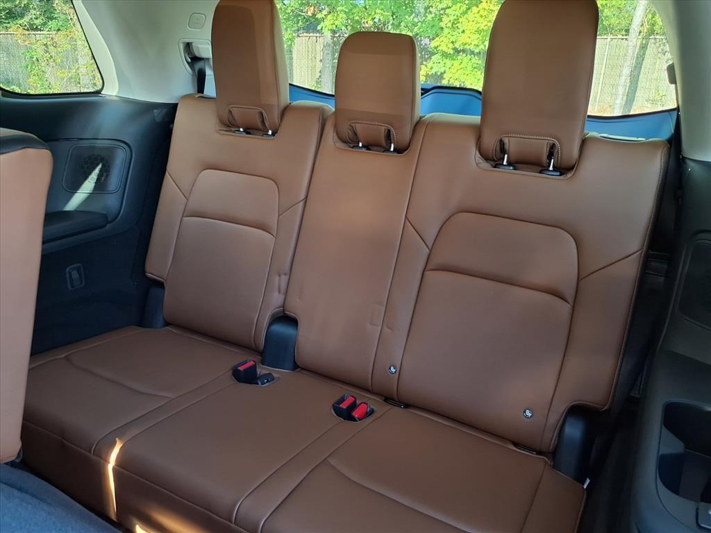 new 2025 Nissan Pathfinder car, priced at $48,420