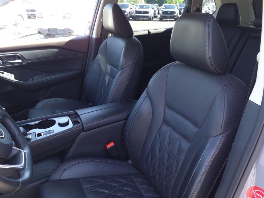 used 2022 Nissan Rogue car, priced at $32,622