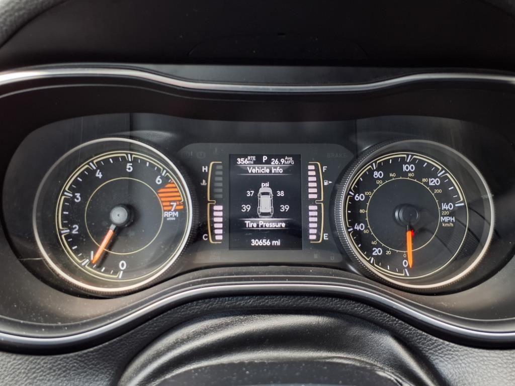used 2020 Jeep Cherokee car, priced at $20,774