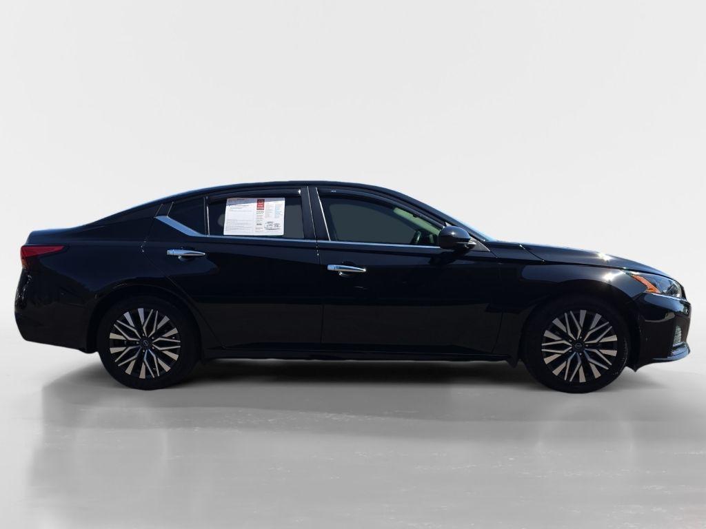 used 2023 Nissan Altima car, priced at $25,553