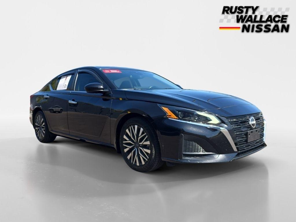 used 2023 Nissan Altima car, priced at $25,998