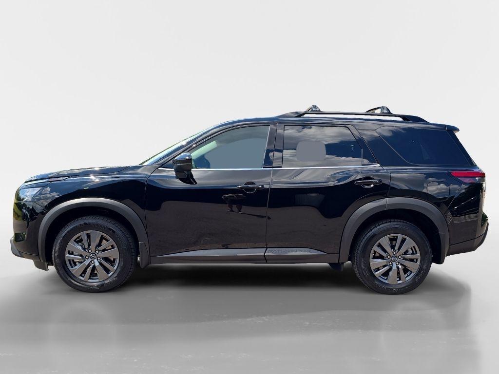 new 2025 Nissan Pathfinder car, priced at $40,684