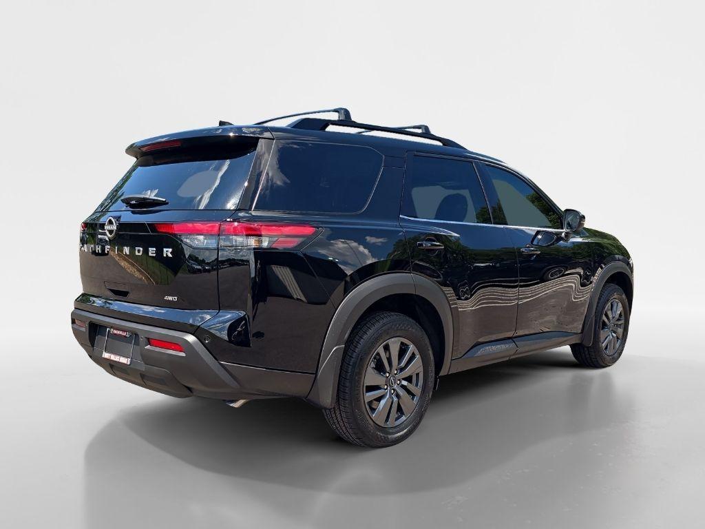 new 2025 Nissan Pathfinder car, priced at $40,684