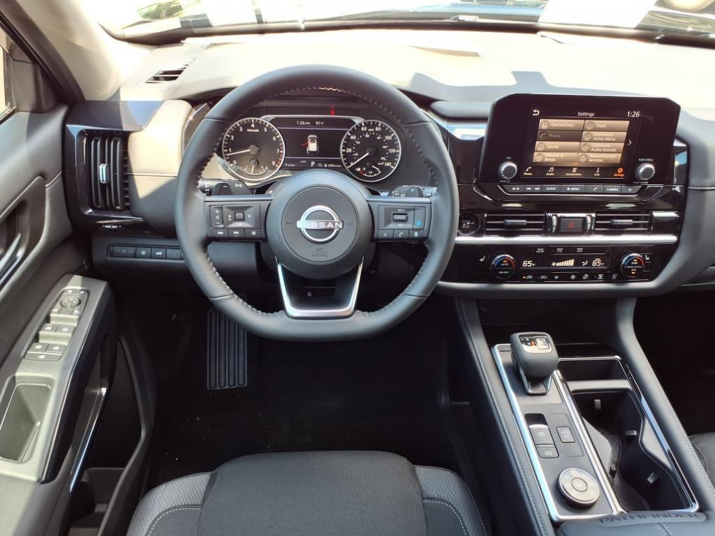 new 2025 Nissan Pathfinder car, priced at $40,684