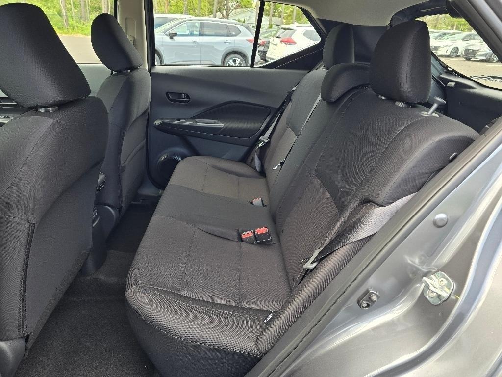 new 2025 Nissan Kicks Play car, priced at $22,434