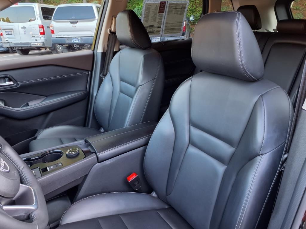 used 2023 Nissan Rogue car, priced at $26,994