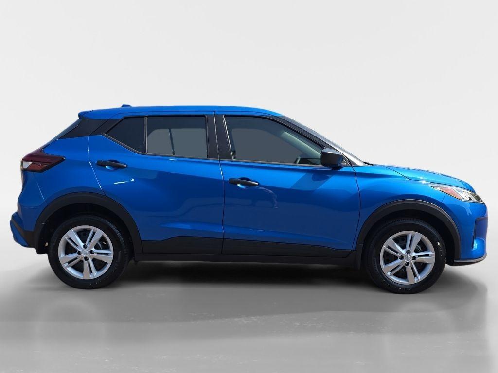 new 2025 Nissan Kicks Play car, priced at $22,434