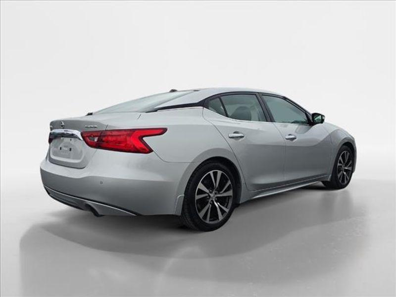 used 2016 Nissan Maxima car, priced at $13,997