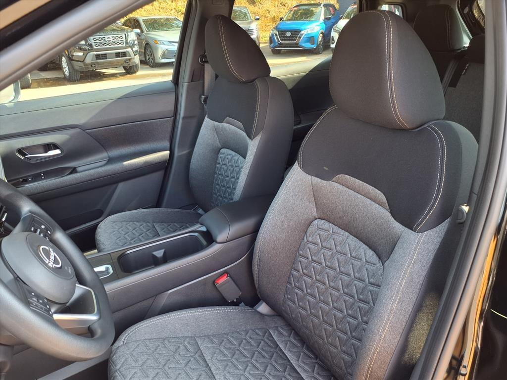 new 2026 Nissan Kicks car, priced at $30,052