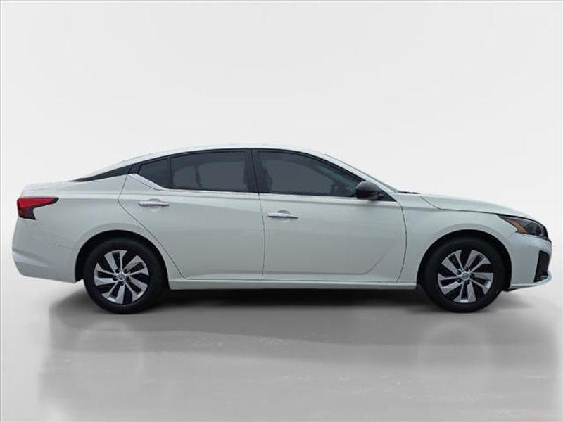 new 2025 Nissan Altima car, priced at $25,577