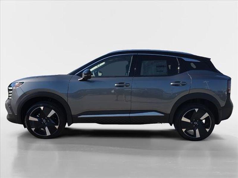 new 2025 Nissan Kicks car, priced at $27,640