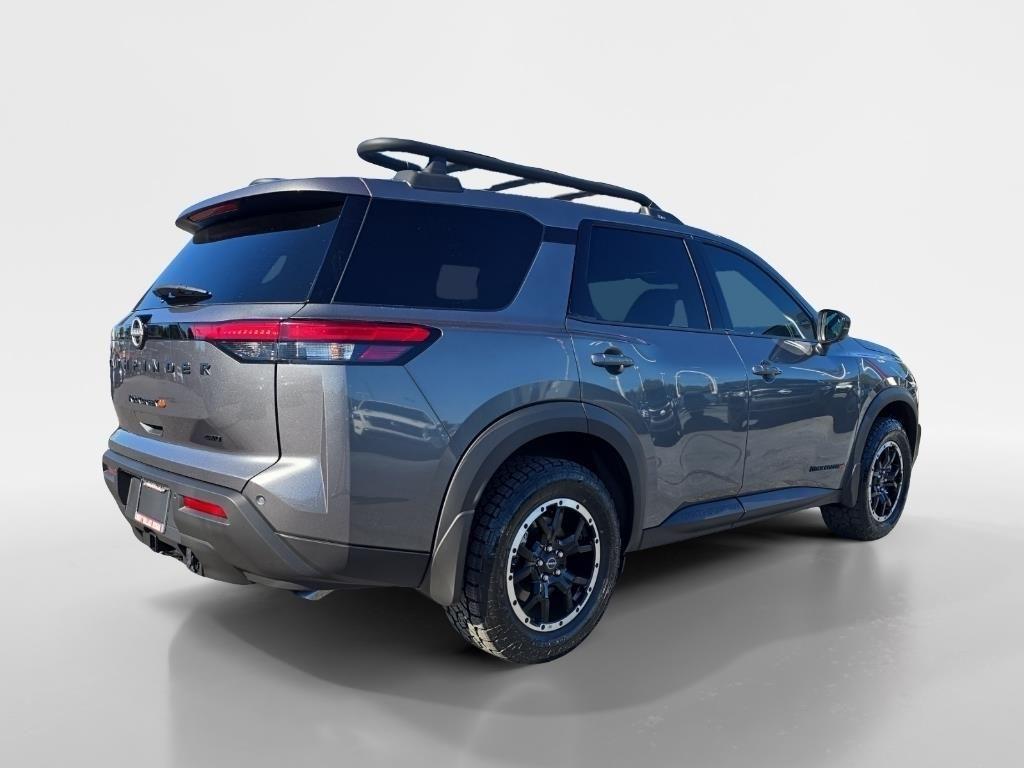 new 2025 Nissan Pathfinder car, priced at $43,260
