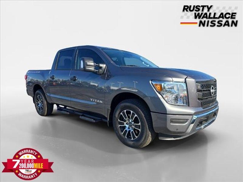 new 2024 Nissan Titan car, priced at $49,625