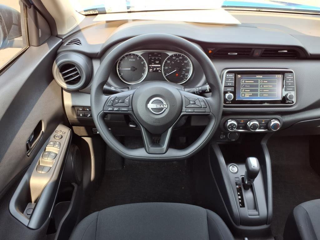 new 2025 Nissan Kicks Play car, priced at $22,434