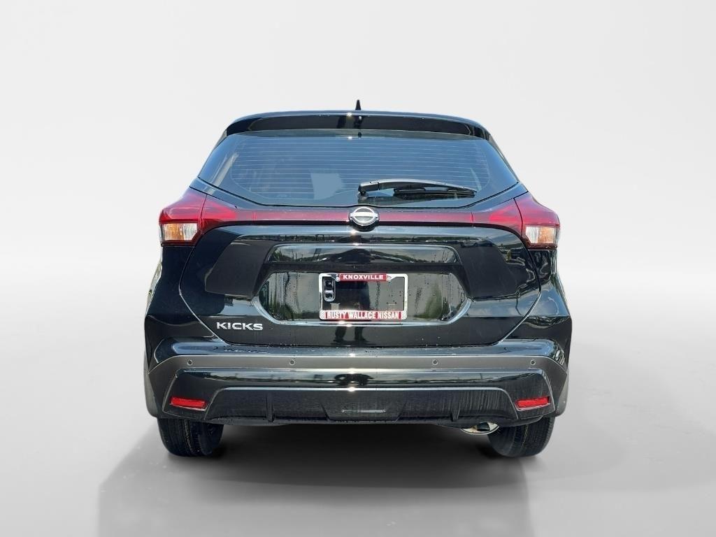 new 2025 Nissan Kicks Play car, priced at $22,434