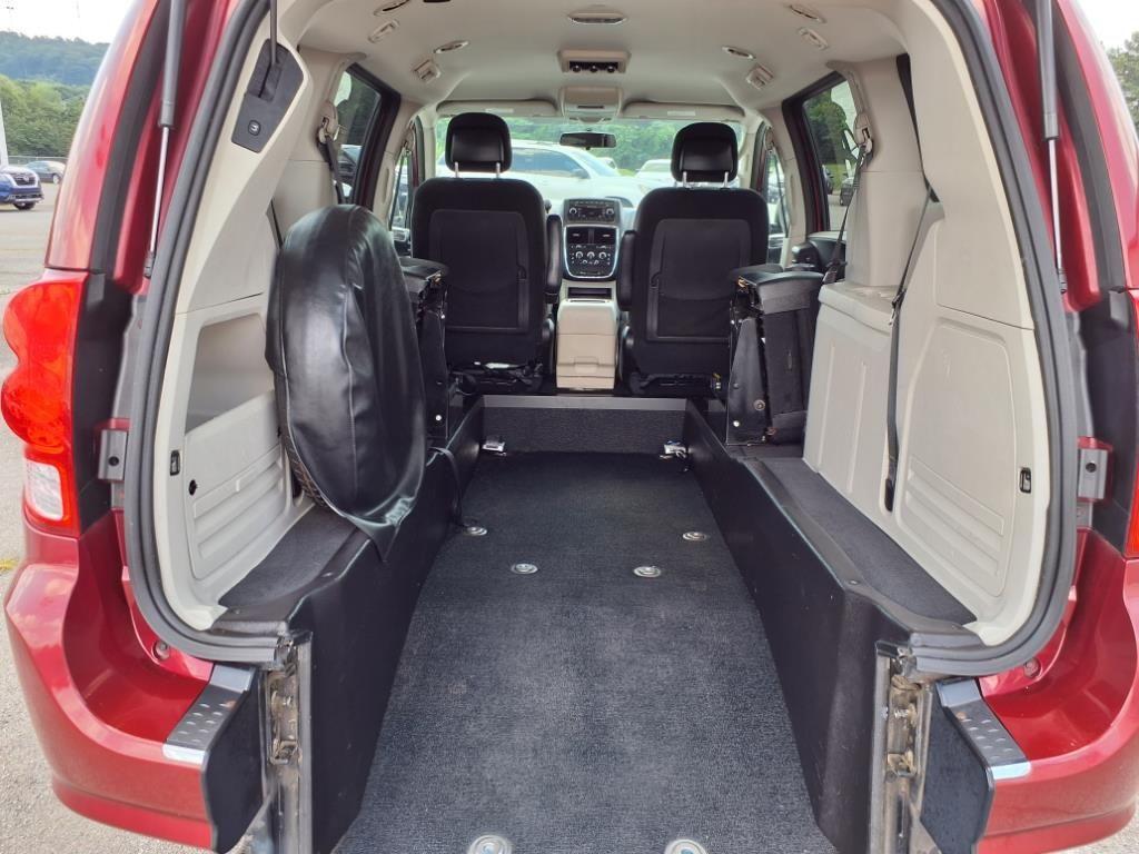 used 2016 Dodge Grand Caravan car, priced at $22,998