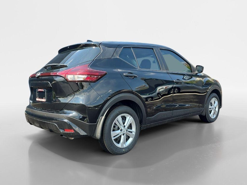 new 2025 Nissan Kicks Play car, priced at $22,857