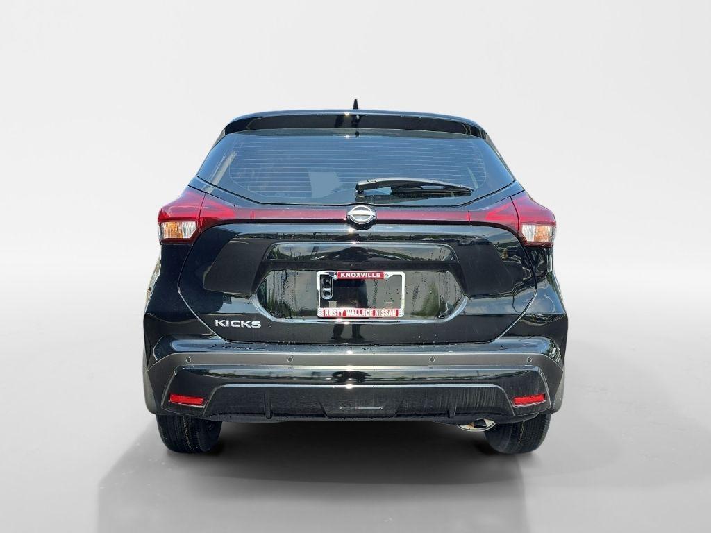 new 2025 Nissan Kicks Play car, priced at $22,857