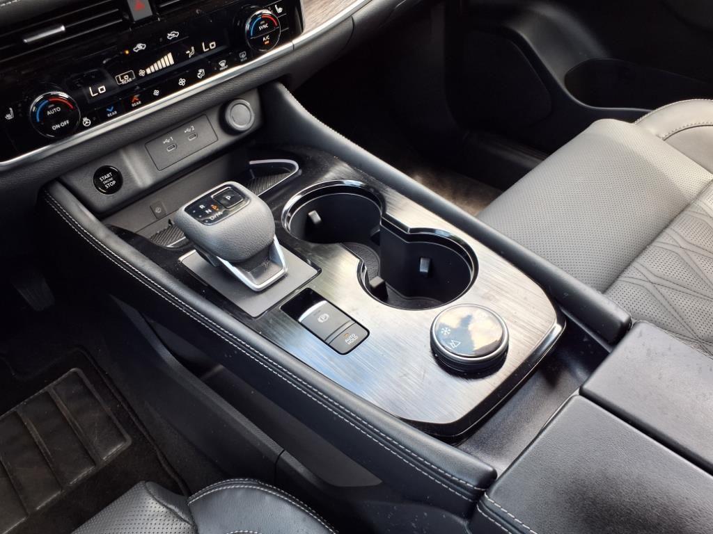 used 2024 Nissan Rogue car, priced at $39,477