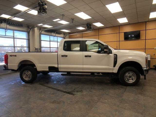 new 2024 Ford F-350 car, priced at $49,862