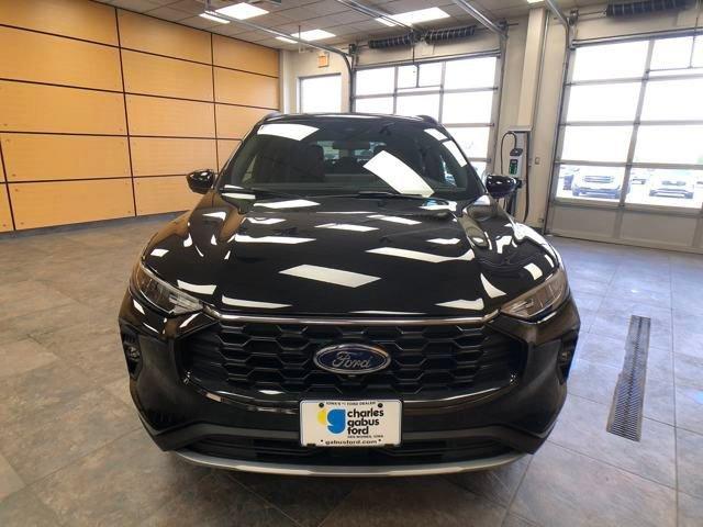 new 2025 Ford Escape car, priced at $39,326