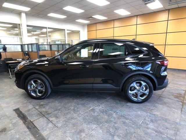new 2025 Ford Escape car, priced at $39,326