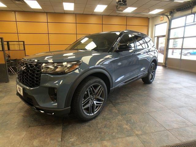 new 2025 Ford Explorer car, priced at $52,085