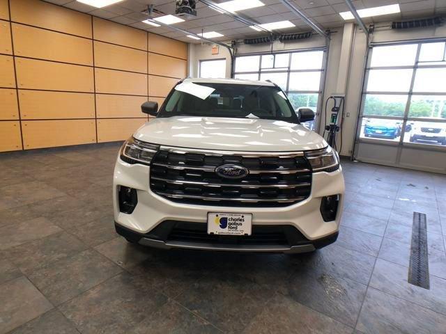 new 2025 Ford Explorer car, priced at $46,121