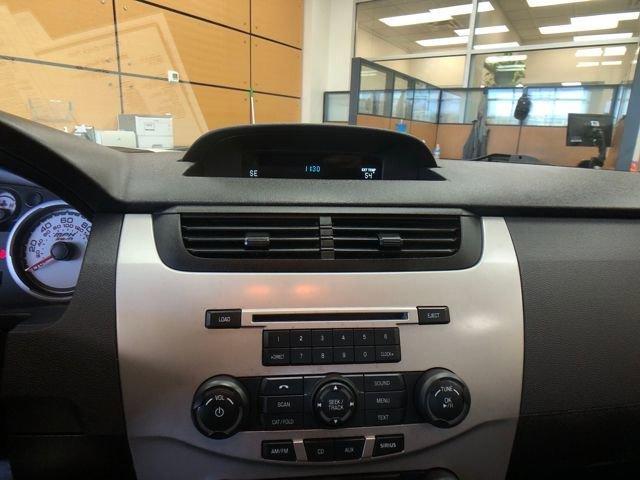 used 2009 Ford Focus car, priced at $6,897