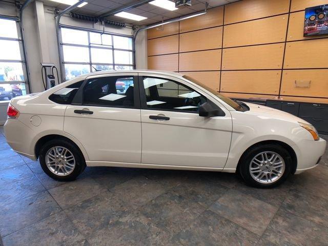 used 2009 Ford Focus car, priced at $6,897
