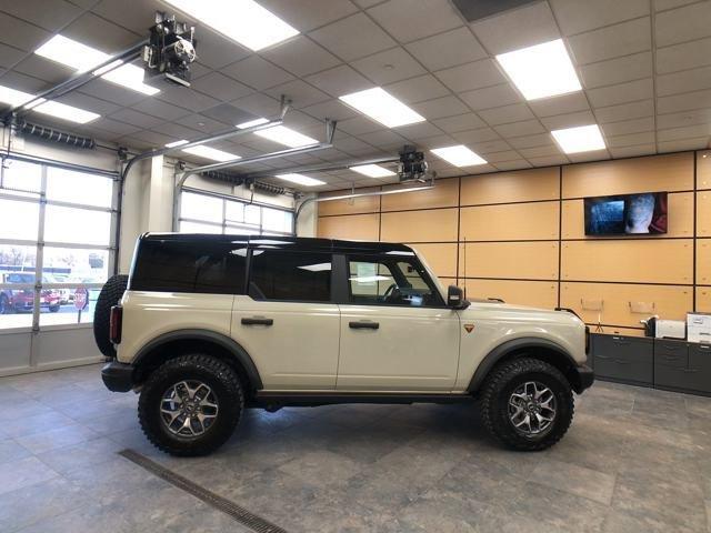 new 2025 Ford Bronco car, priced at $65,243