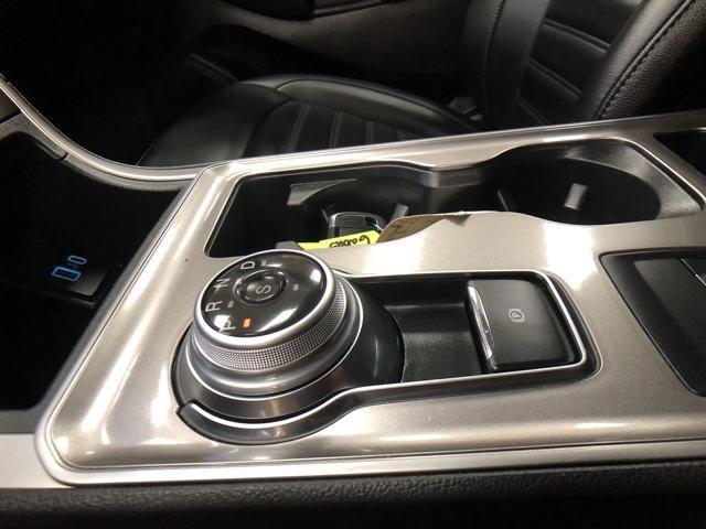 used 2024 Ford Edge car, priced at $29,205