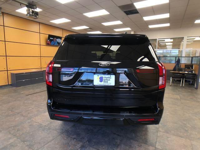 new 2025 Ford Expedition car, priced at $77,654
