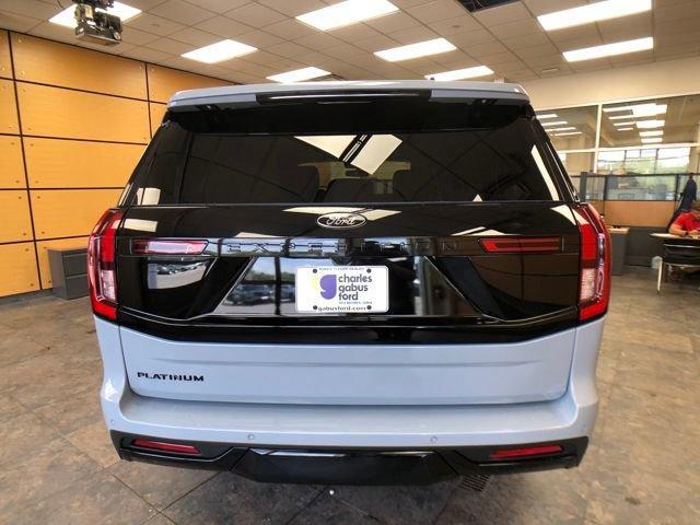 new 2025 Ford Expedition car, priced at $82,362