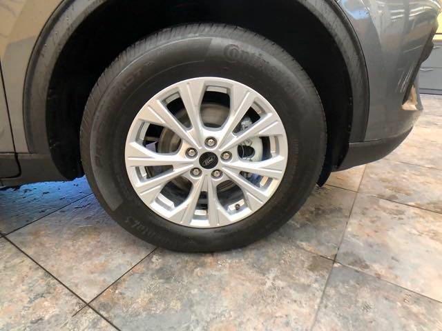 new 2025 Ford Escape car, priced at $35,154