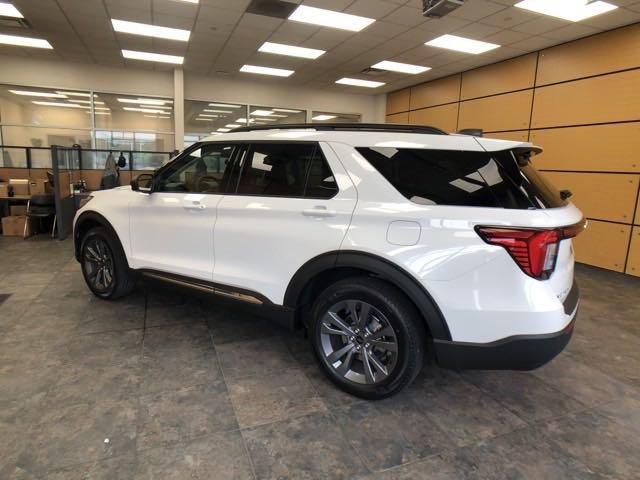 new 2025 Ford Explorer car, priced at $51,435