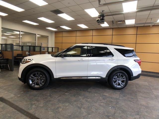 new 2025 Ford Explorer car, priced at $51,435