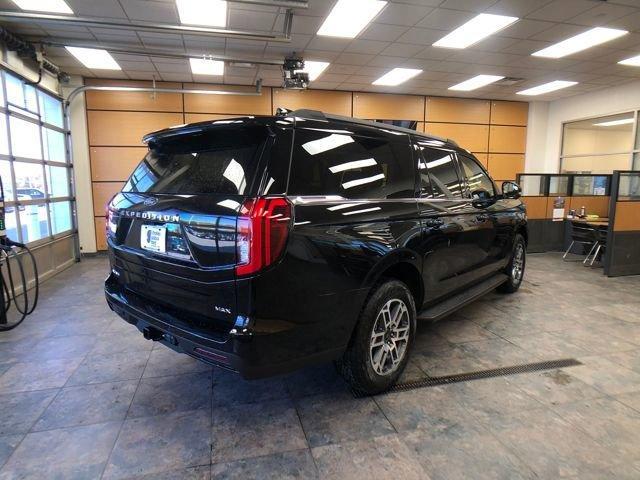 new 2025 Ford Expedition Max car, priced at $71,852