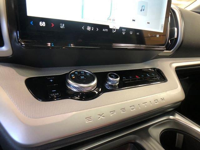 new 2025 Ford Expedition Max car, priced at $71,852