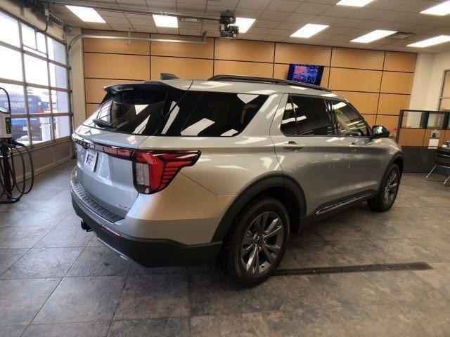 new 2025 Ford Explorer car, priced at $48,310