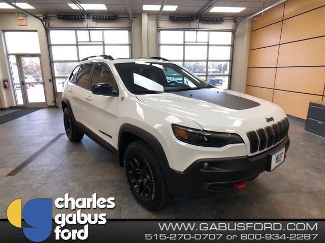 used 2023 Jeep Cherokee car, priced at $33,052