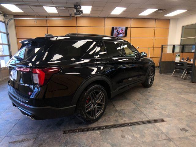 new 2025 Ford Explorer car, priced at $59,891