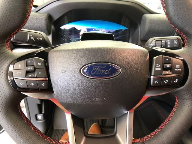 new 2025 Ford Explorer car, priced at $50,678