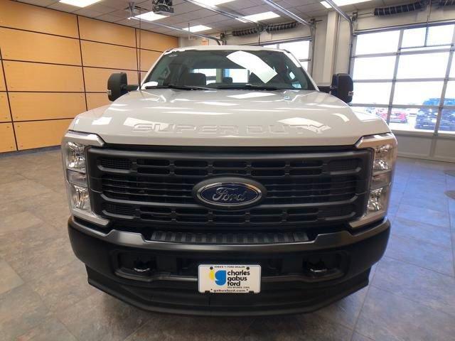 new 2025 Ford F-350 car, priced at $63,542
