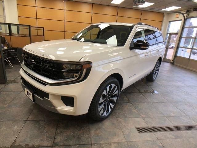 new 2025 Ford Expedition car, priced at $88,439