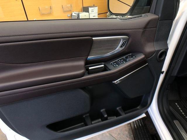 new 2025 Ford Expedition car, priced at $88,439